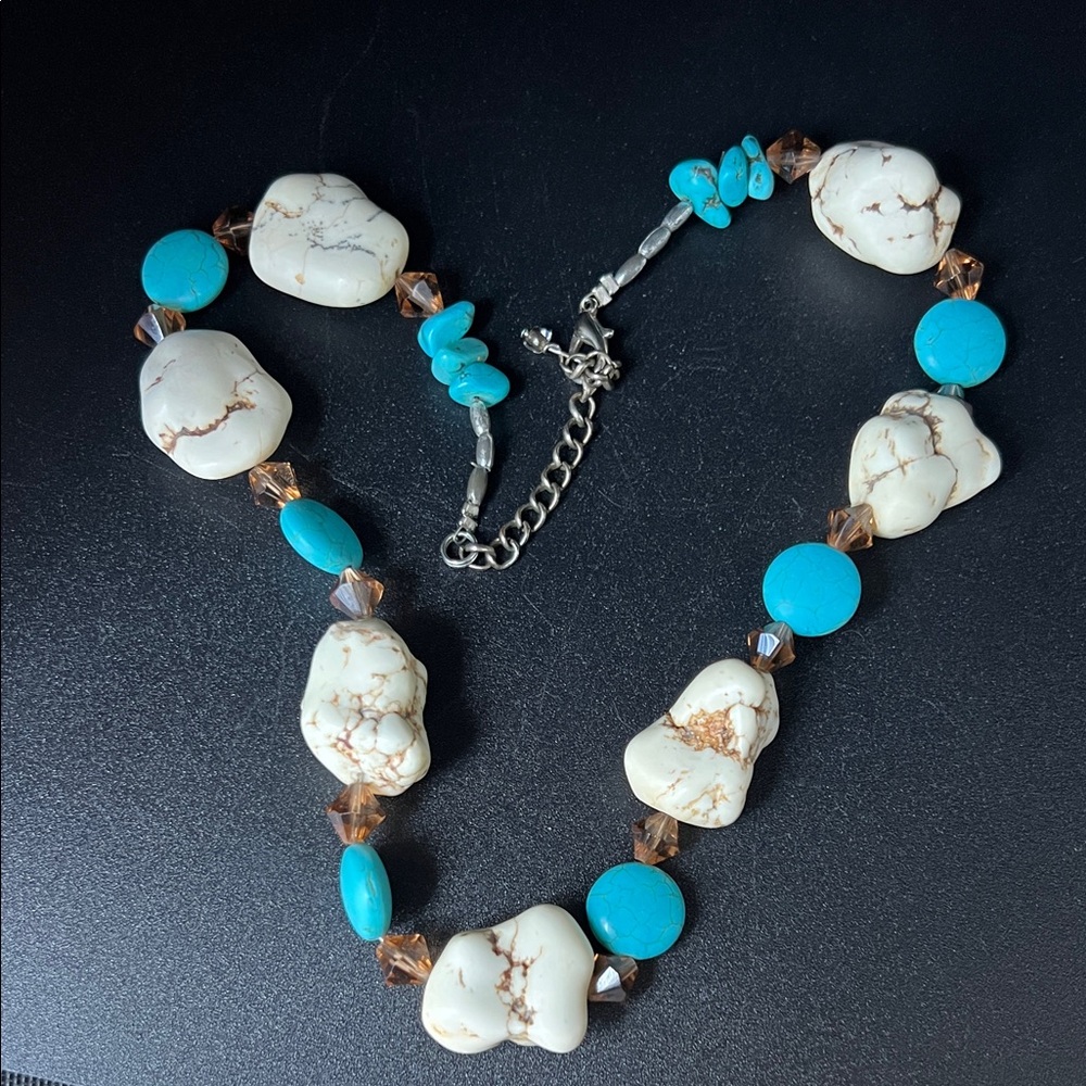 Vintage Magnesite and Howlite Turquoise Boho 18” Necklace